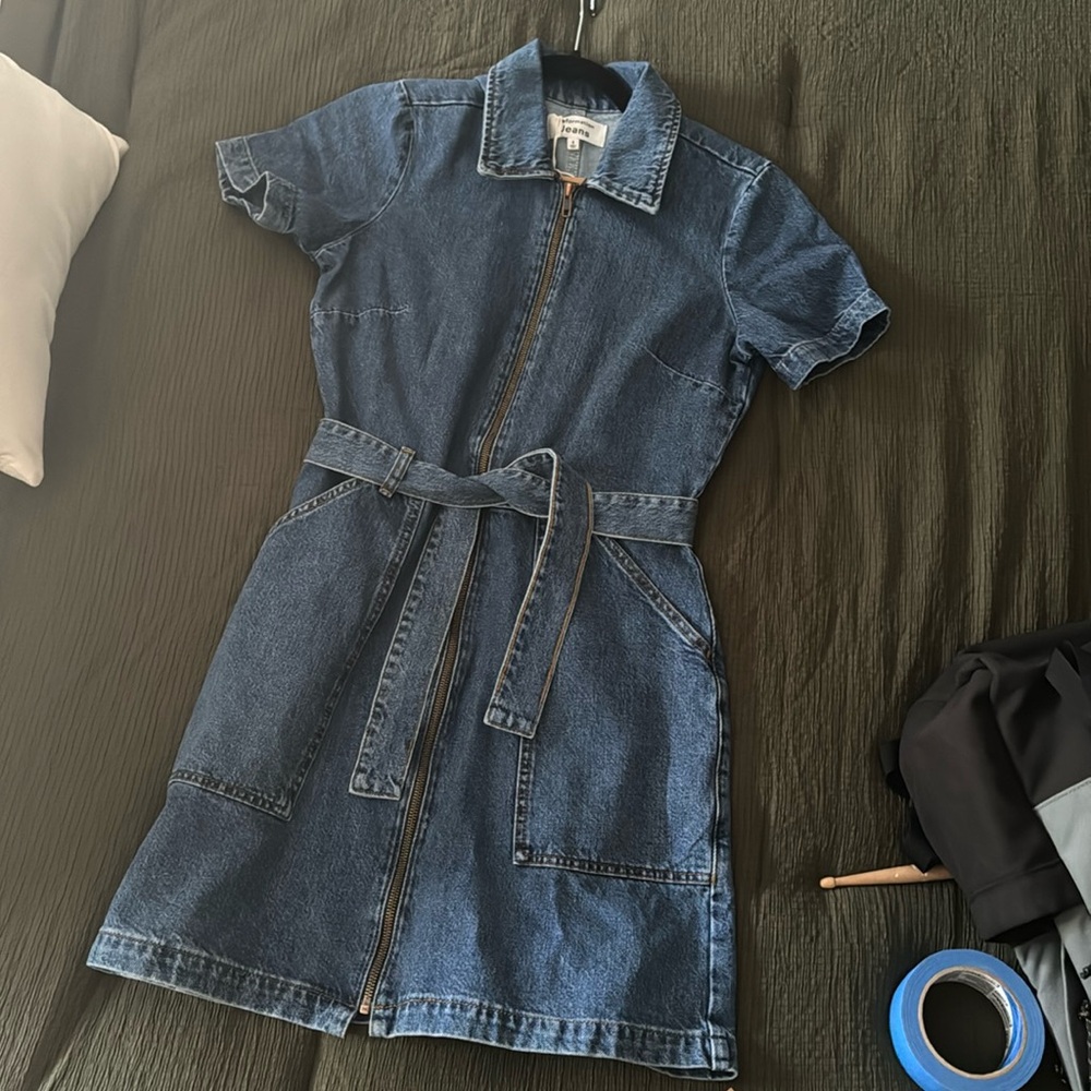 Reformation Denim Dress Size 6. NEW WITH TAGS.